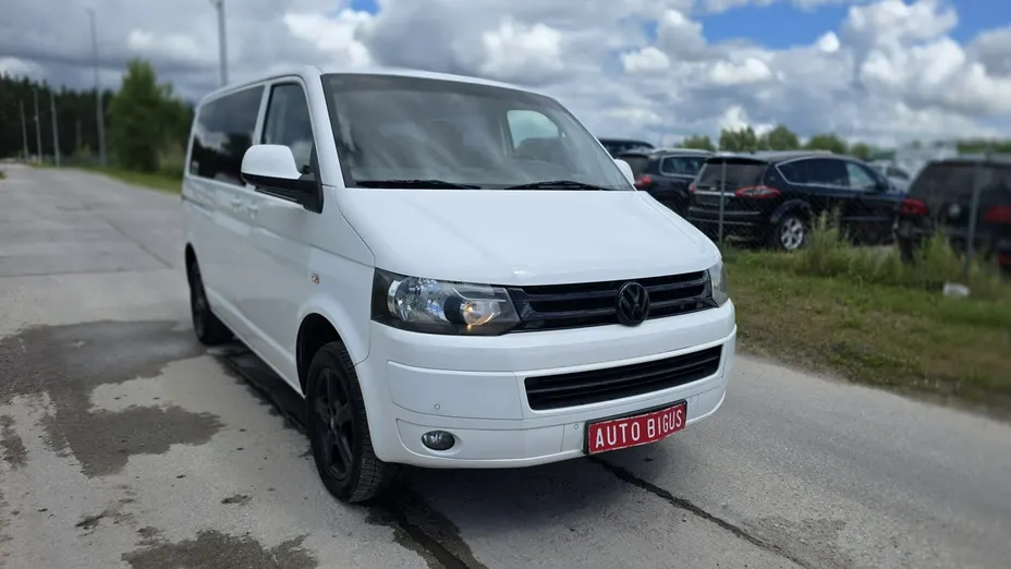 VOLKSWAGEN Transporter -