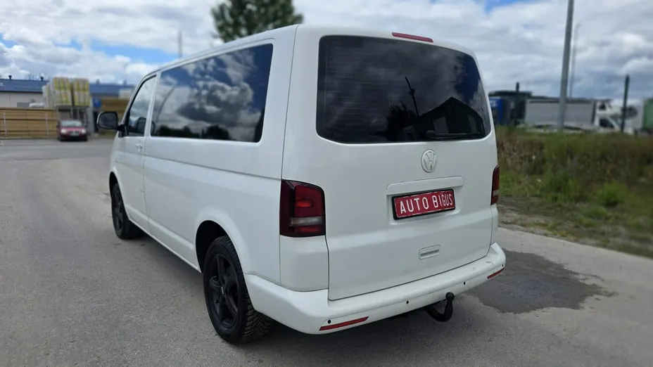 VOLKSWAGEN Transporter -