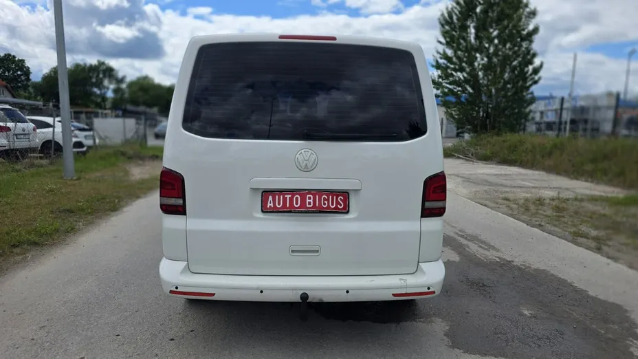 VOLKSWAGEN Transporter -