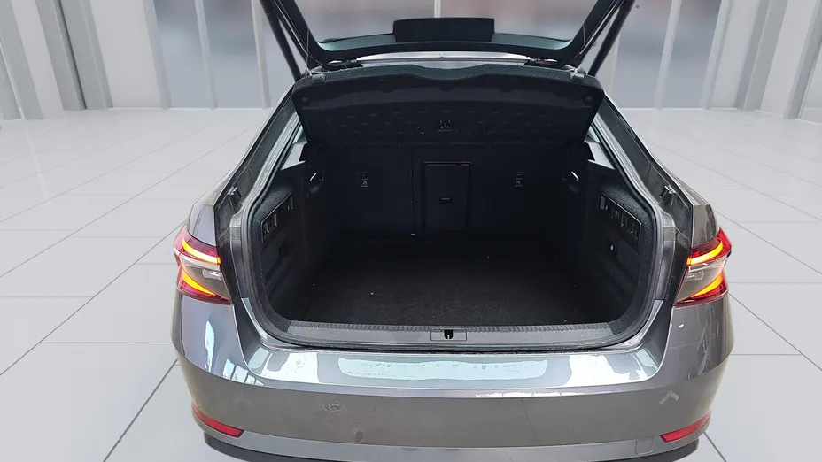 SKODA Superb Superb 2.0 TSI Style DSG