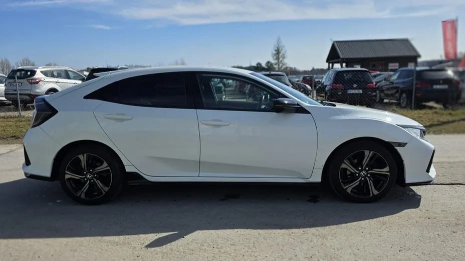 HONDA Civic -