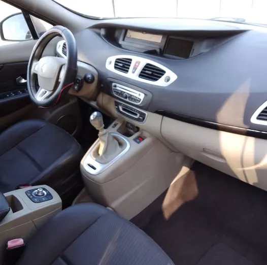 RENAULT Scenic Megane Scenic 1.9 dCi RT (klm)