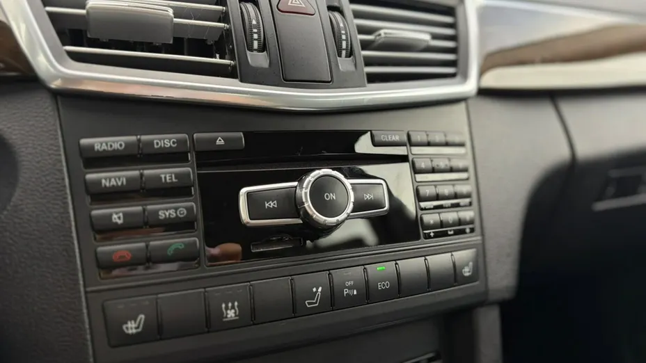 MERCEDES-BENZ E Klasa -
