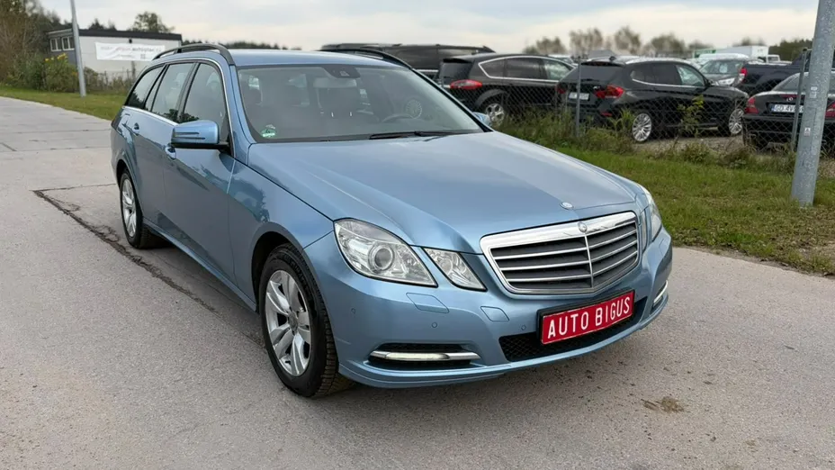 MERCEDES-BENZ E Klasa -