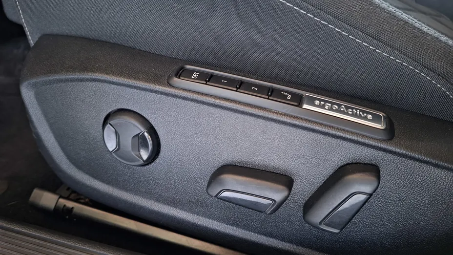 VOLKSWAGEN Golf Golf VIII 1.5 eTSI EVO Style DSG