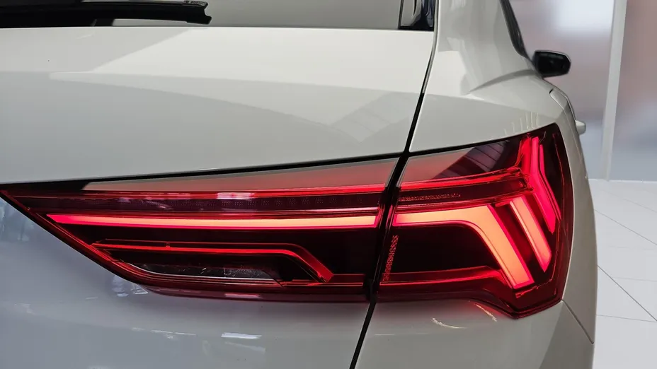 AUDI Q3 Q3 35 TFSI mHEV S tronic