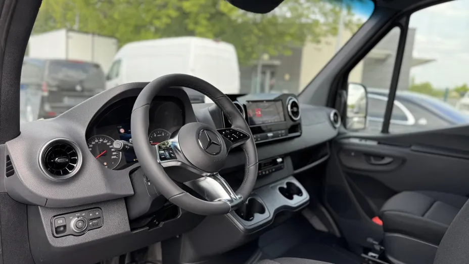 MERCEDES-BENZ Sprinter Sprinter 319 CDI Long SELECT 9G-Tronic 907.635 14m3 Nowy