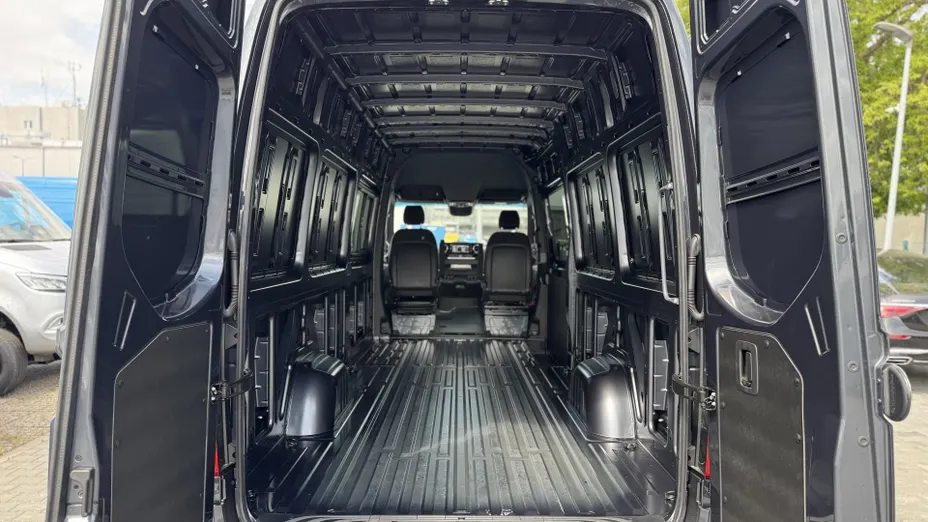 MERCEDES-BENZ Sprinter Sprinter 319 CDI Long SELECT 9G-Tronic 907.635 14m3 Nowy