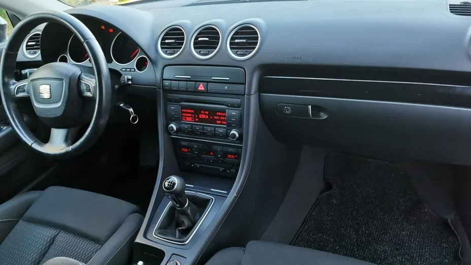 SEAT Exeo -