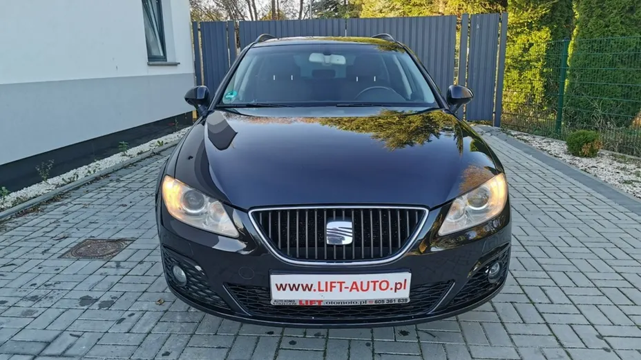 SEAT Exeo -