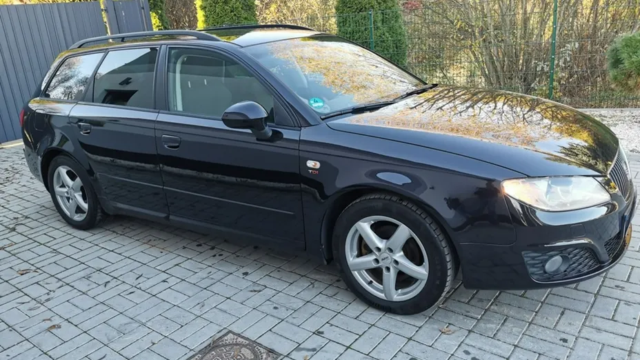 SEAT Exeo -