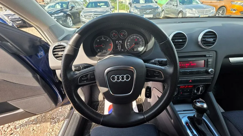 AUDI A3 Sportback -