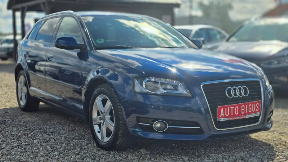 AUDI A3 Sportback -