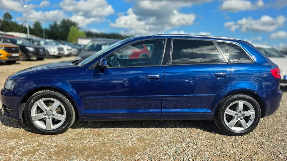 AUDI A3 Sportback -