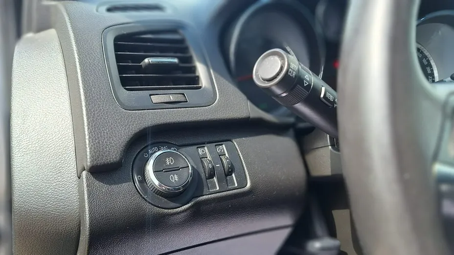 OPEL Insignia -