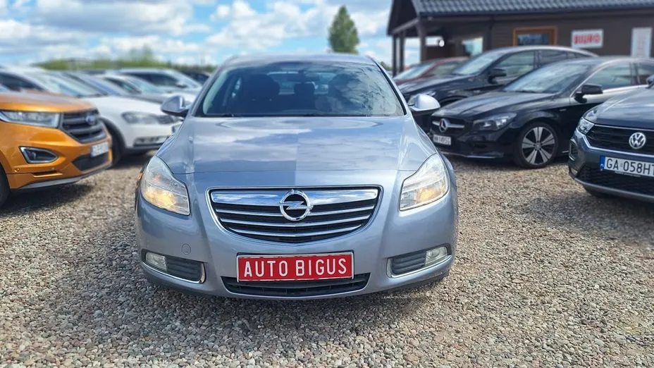 OPEL Insignia -