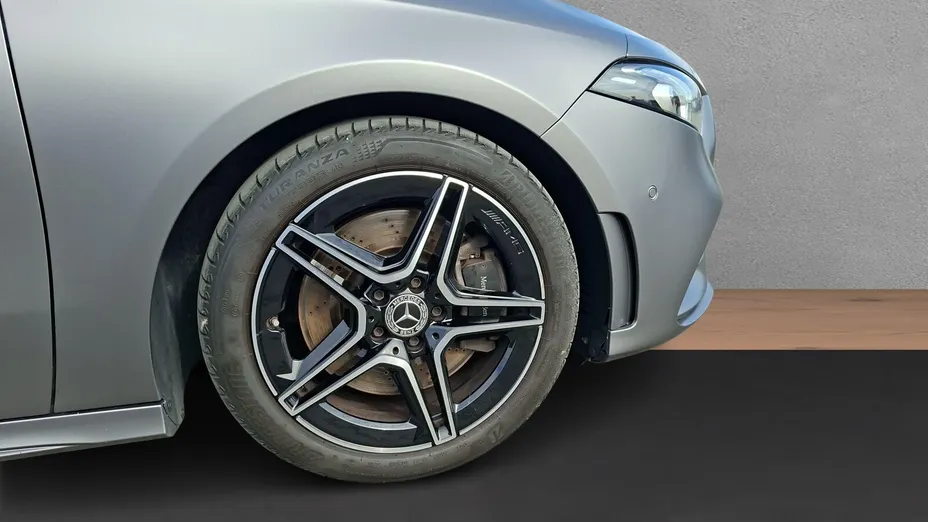 MERCEDES-BENZ A Klasa A 250 4-Matic AMG Line 7G-DCT