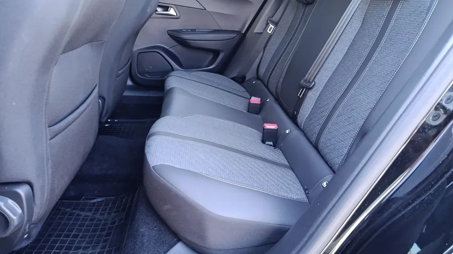 PEUGEOT 2008 2008 PureTech 130 Allure S&S EAT8