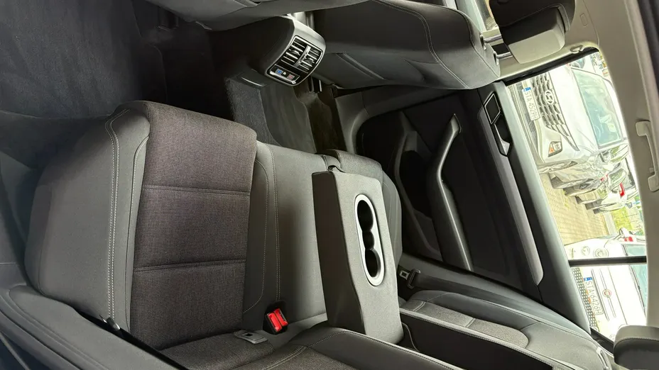 VOLKSWAGEN Passat -