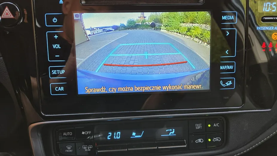 TOYOTA Auris -