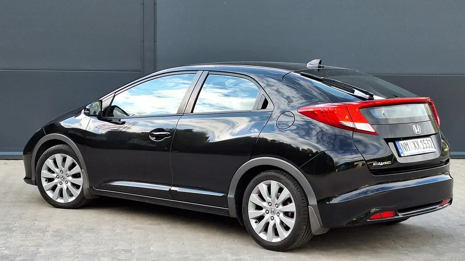 HONDA Civic -
