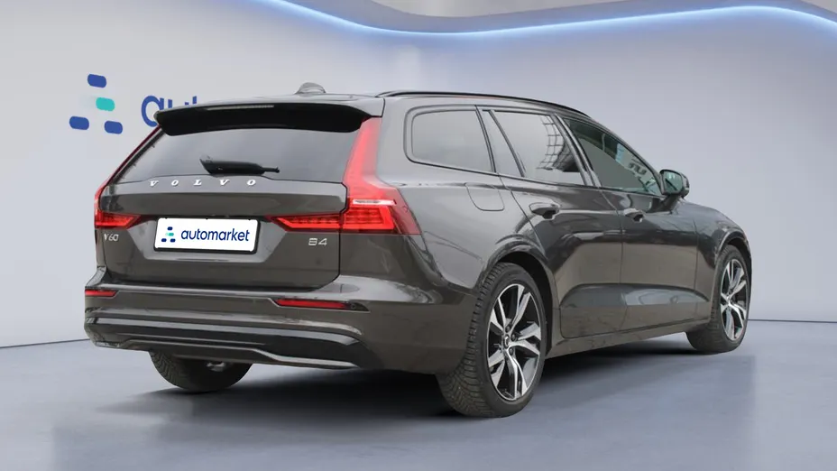 VOLVO V60 V60 B4 D Plus Dark aut