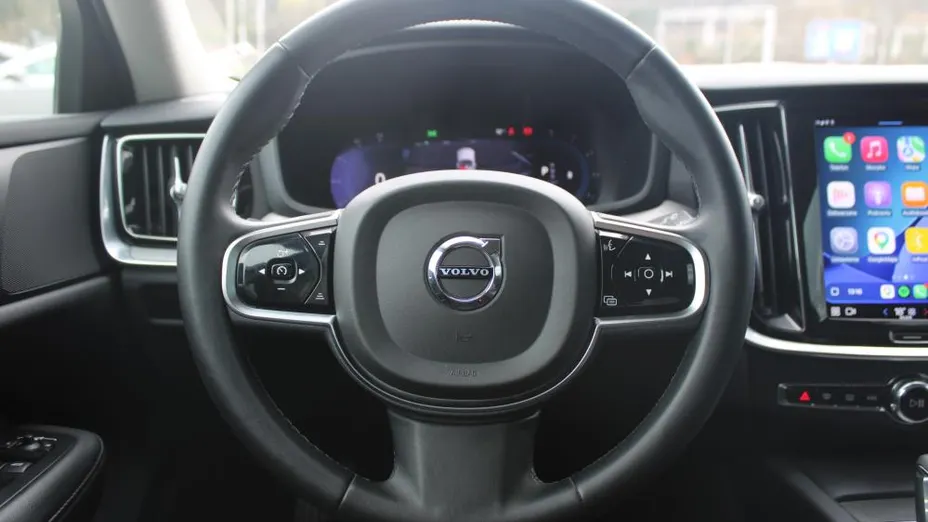 VOLVO V60 V60 B4 D Plus Dark aut