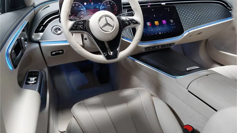 MERCEDES-BENZ E Klasa E 200 mHEV 4-Matic Avantgarde 9G-Tronic