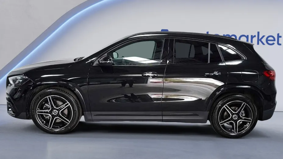 MERCEDES-BENZ GLA GLA 200 mHEV AMG Line 7G-DCT