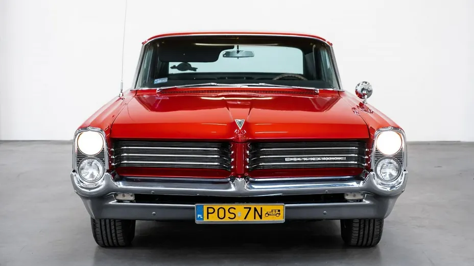 PONTIAC Bonneville -