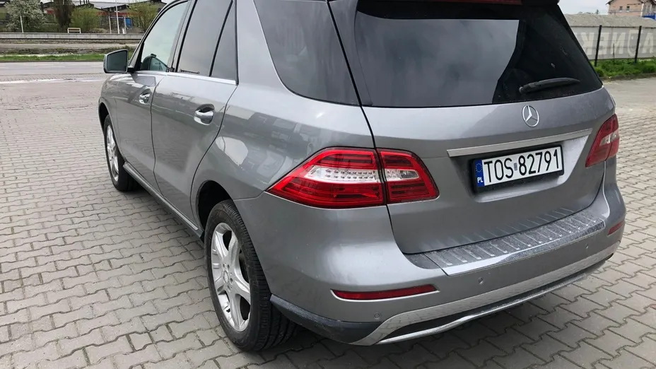 MERCEDES-BENZ ML -