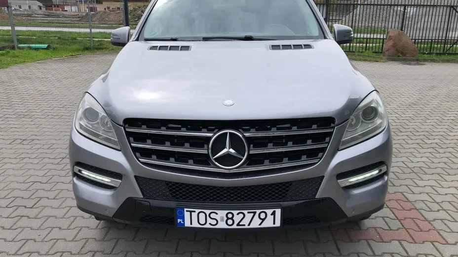 MERCEDES-BENZ ML -