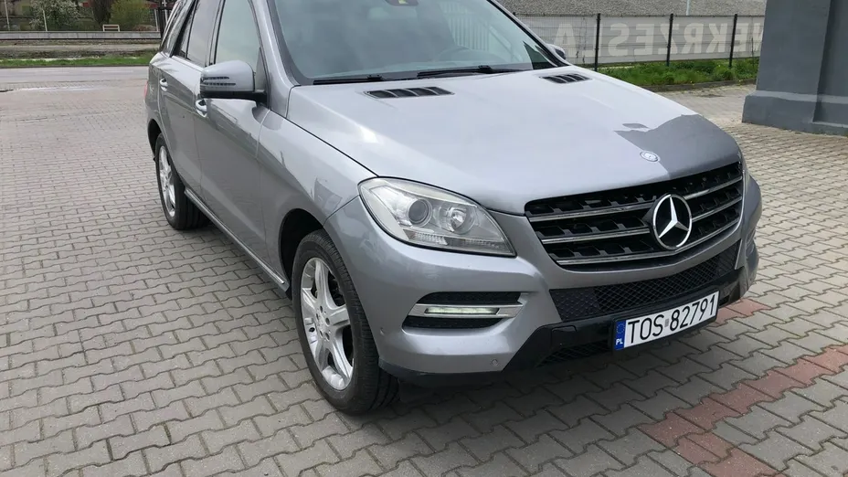 MERCEDES-BENZ ML -