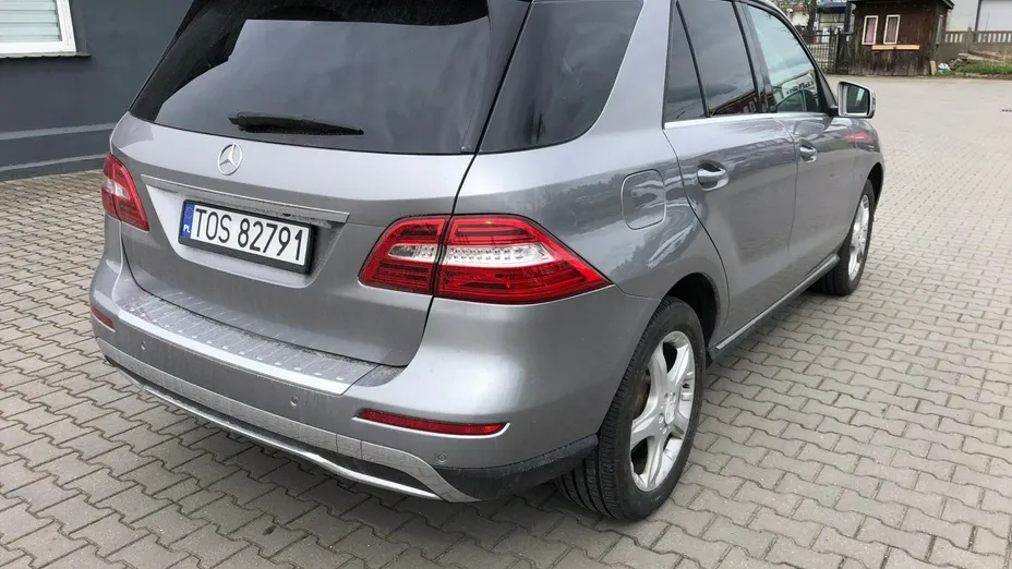 MERCEDES-BENZ ML -