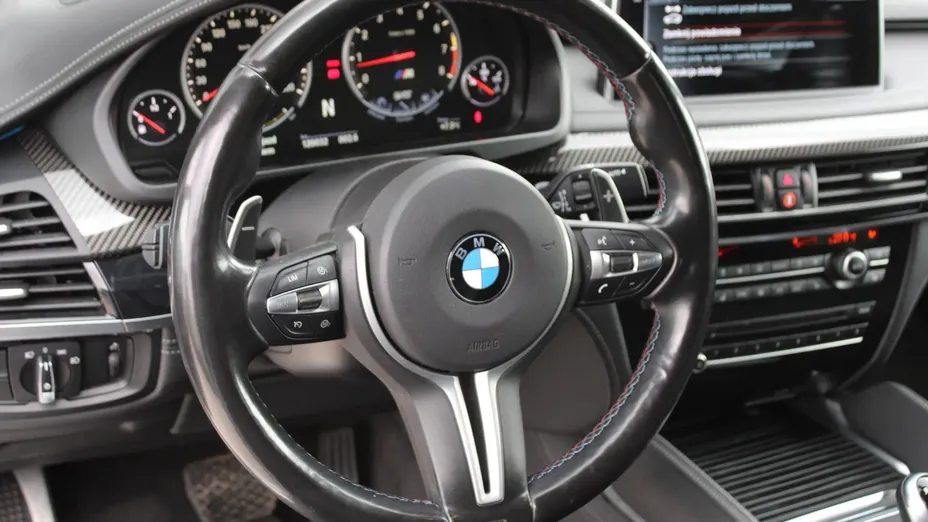 BMW X6 M -