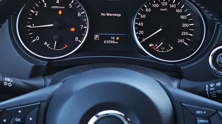 NISSAN Qashqai Qashqai 1.3 DIG-T N-Connecta DCT