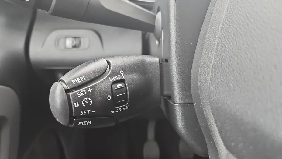 TOYOTA Proace City Verso Proace City Verso Long 1.2 D-4T Family