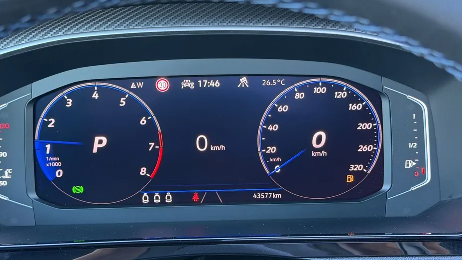VOLKSWAGEN Arteon Arteon 2.0 TSI 4Motion R DSG