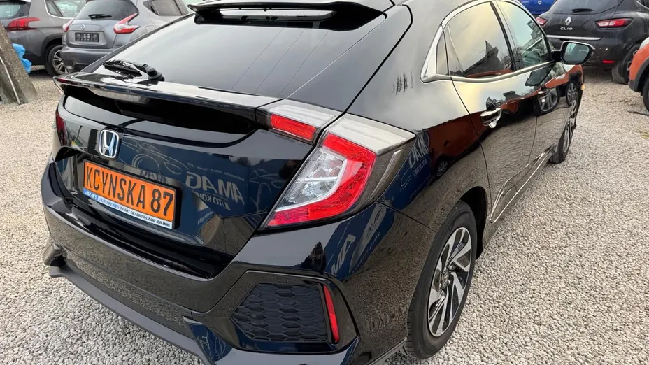 HONDA Civic -