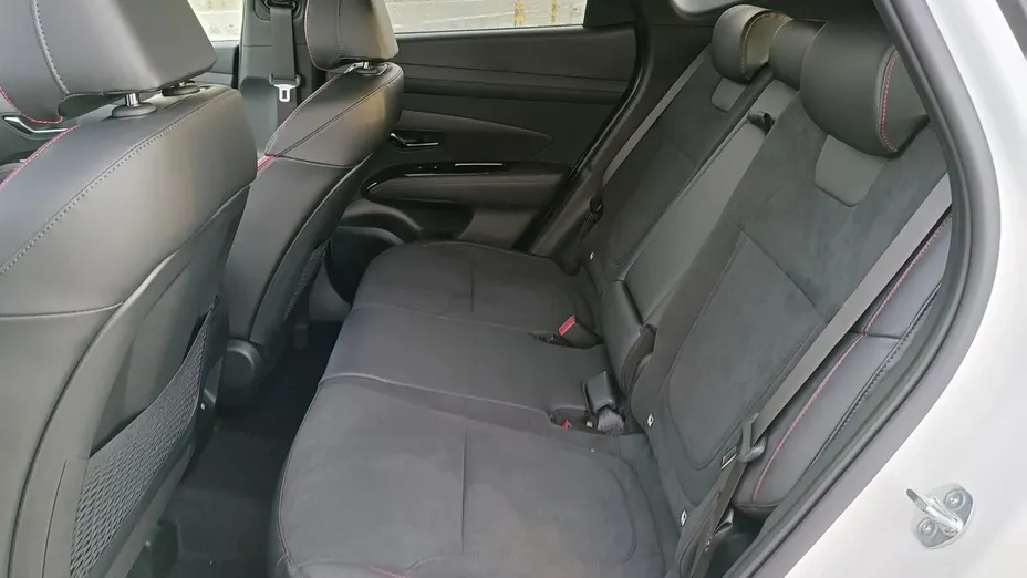 HYUNDAI Tucson -