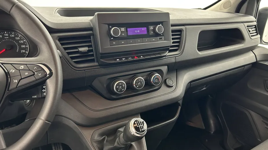 RENAULT Trafic -