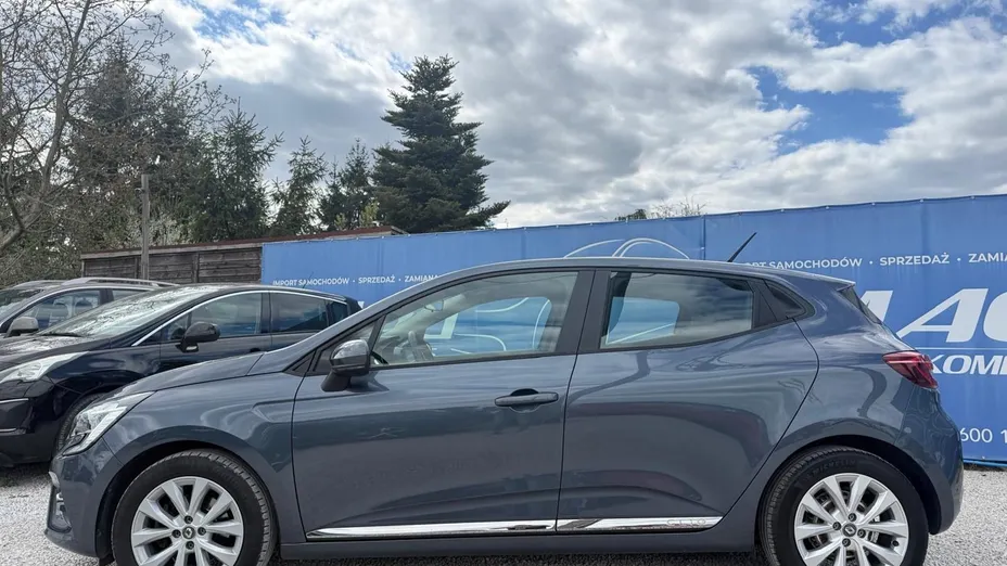RENAULT Clio -