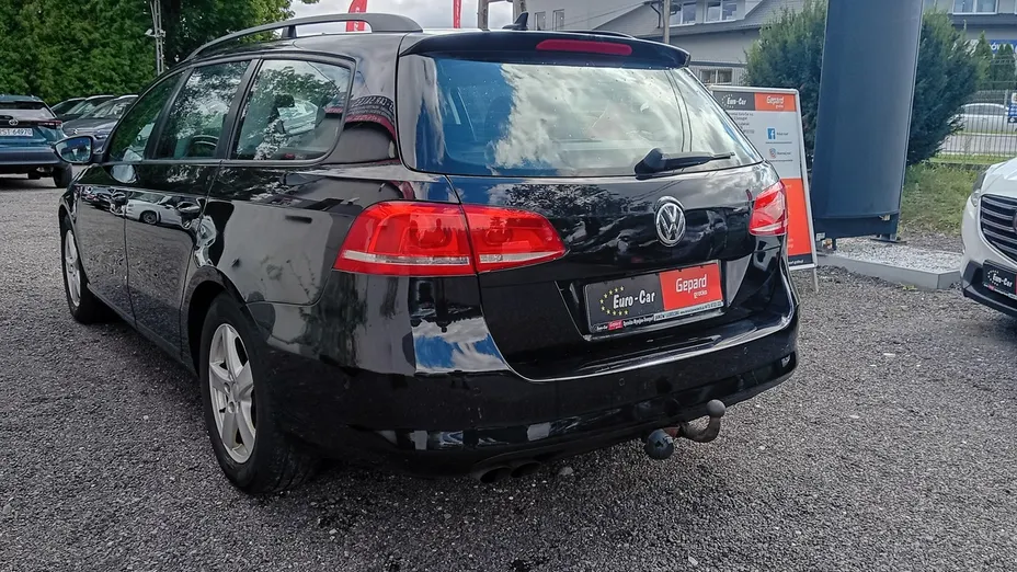 VOLKSWAGEN Passat -