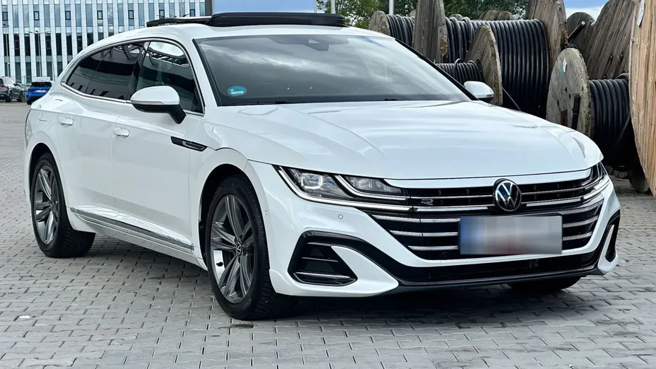 VOLKSWAGEN Arteon Arteon 2.0 TSI R-Line DSG
