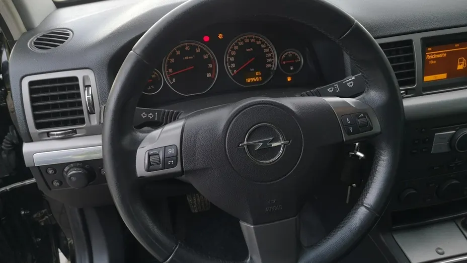 OPEL Vectra -