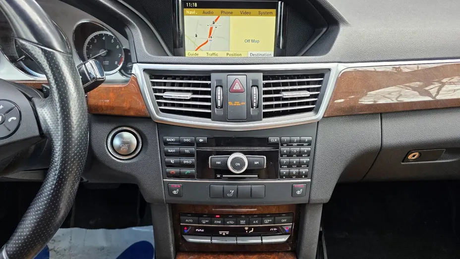 MERCEDES-BENZ E Klasa -