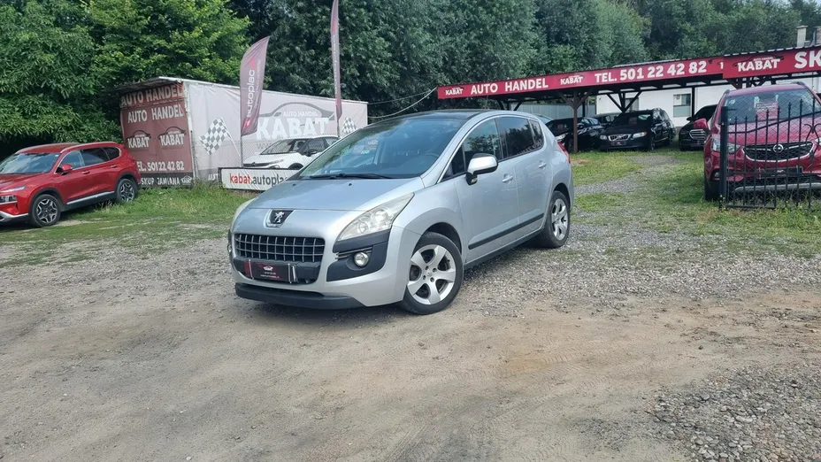 PEUGEOT 3008 -