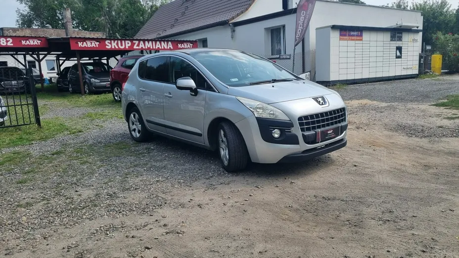 PEUGEOT 3008 -