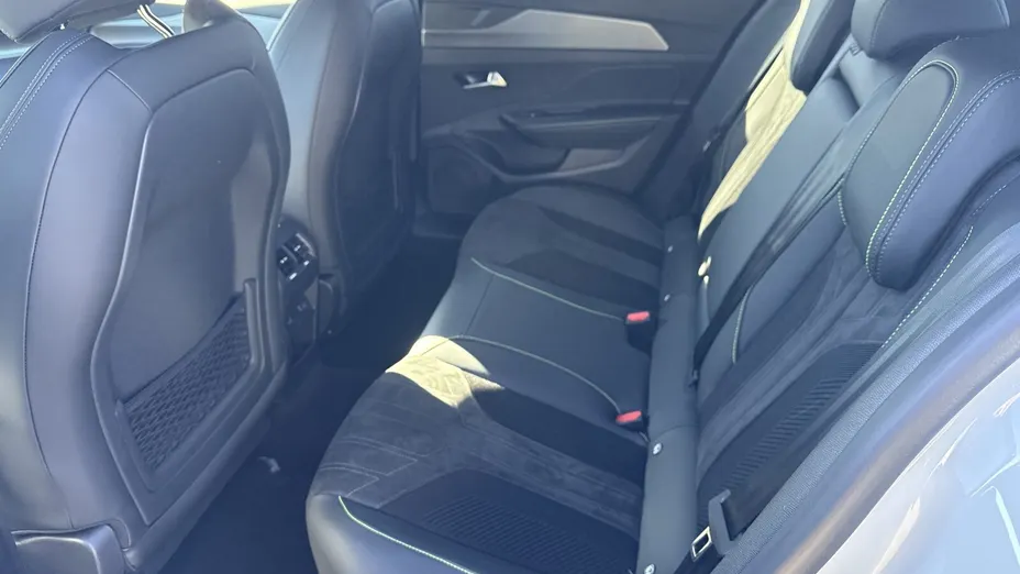 PEUGEOT 408 408 1.2 PureTech mHEV GT Exclusive S&S e-DSC6 Nowy