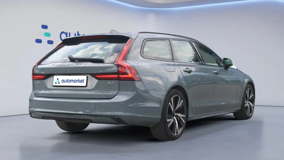VOLVO V90 V90 B4 D Plus Dark aut